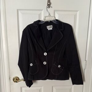 Vintage Conrad collection, laser black with white stitching size 10